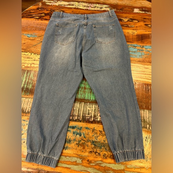 Womens Plus Graffiti Print Jeans 3xl - Picture 3 of 4